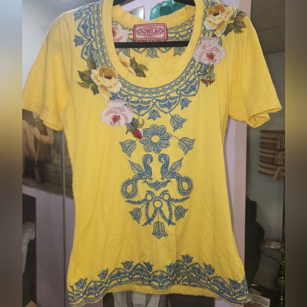 JWLA Johnny Was Yellow Embroidered Bird Peacock Floral Boho Top Size M
